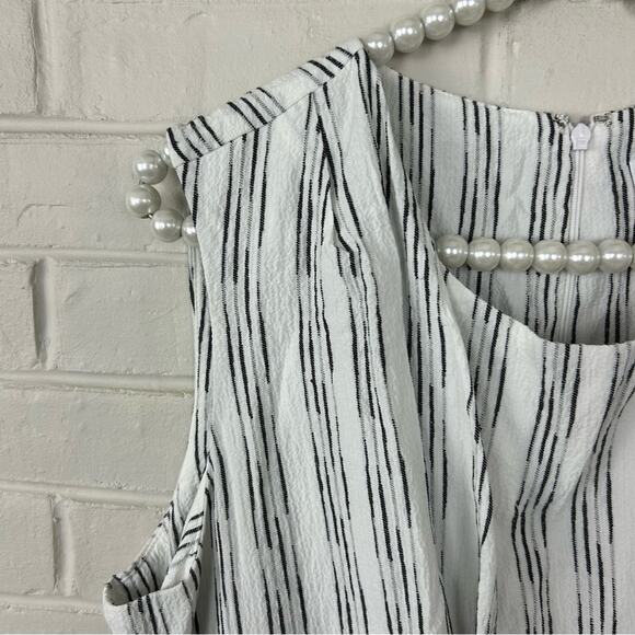 Calvin Klein White & Black Striped Drape Twist Front Dress Size 12 - Picture 8 of 11